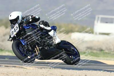 media/Jan-15-2026-Racers Edge (Thu) [[dfebeb70ab]]/2-A Group/Session 5 (Turn 5)/